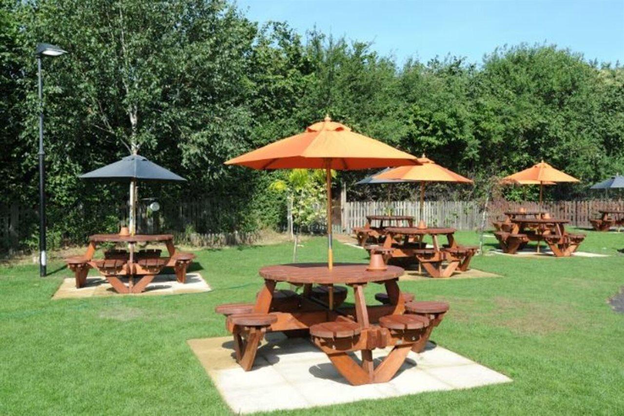 Premier Inn Premier Inn Southend Airport Ngoại thất bức ảnh