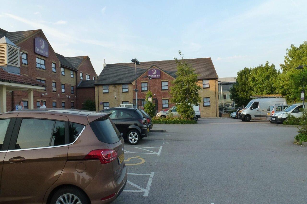 Premier Inn Premier Inn Southend Airport Ngoại thất bức ảnh